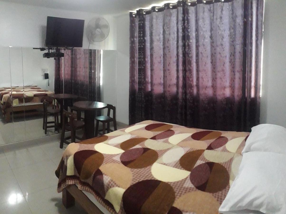 Hostal Suenos Lima Zewnętrze zdjęcie