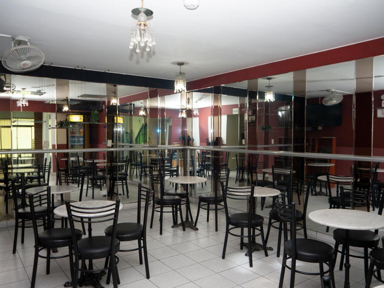 Hostal Suenos Lima Zewnętrze zdjęcie